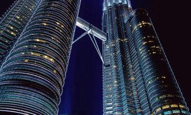 pexels jgathisan0612 1580112